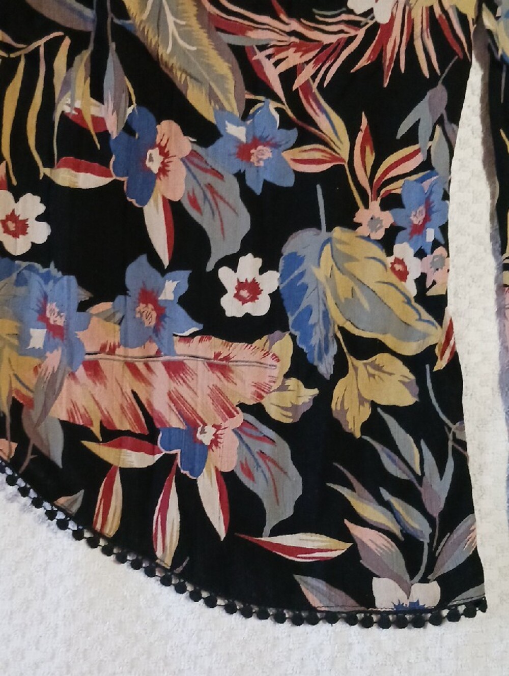 Stunning! ANGIE ⚜️Black Floral Print Smocked Top Open Wide-Leg Jumpsuit L - Picture 10 of 14